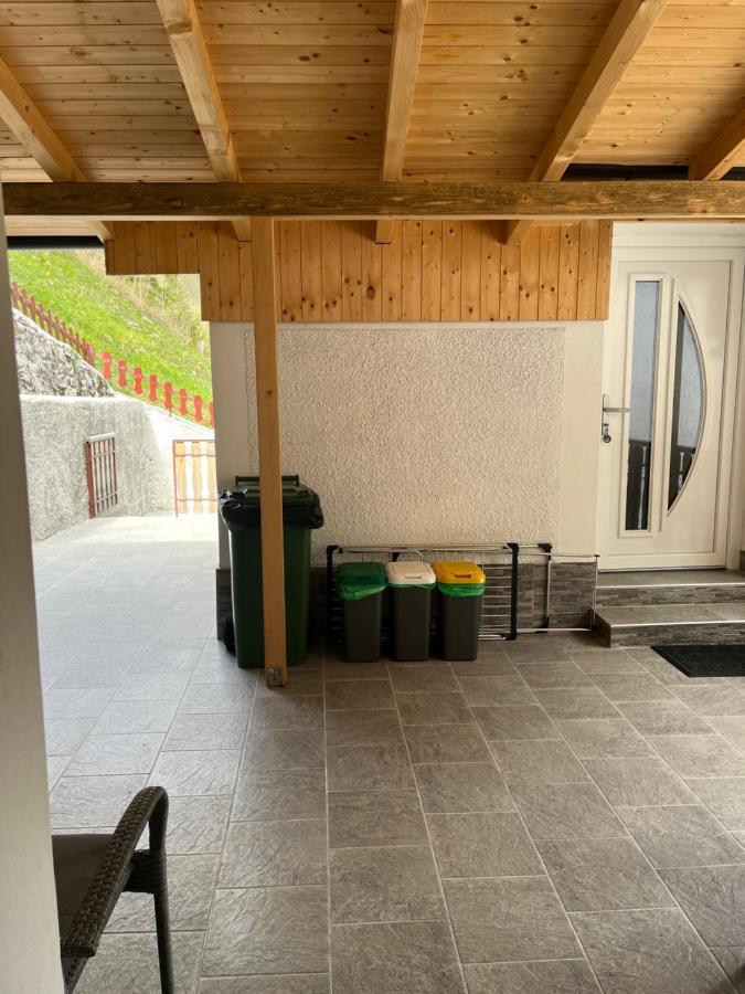 Apartmaji In Sobe Cuder Soča Exteriör bild