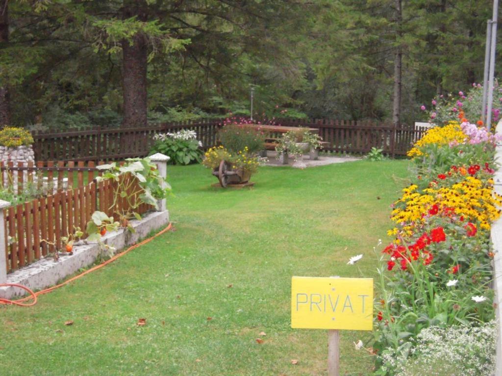 Apartmaji In Sobe Cuder Soča Exteriör bild