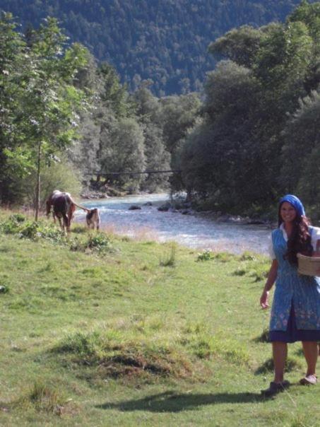 Apartmaji In Sobe Cuder Soča Exteriör bild