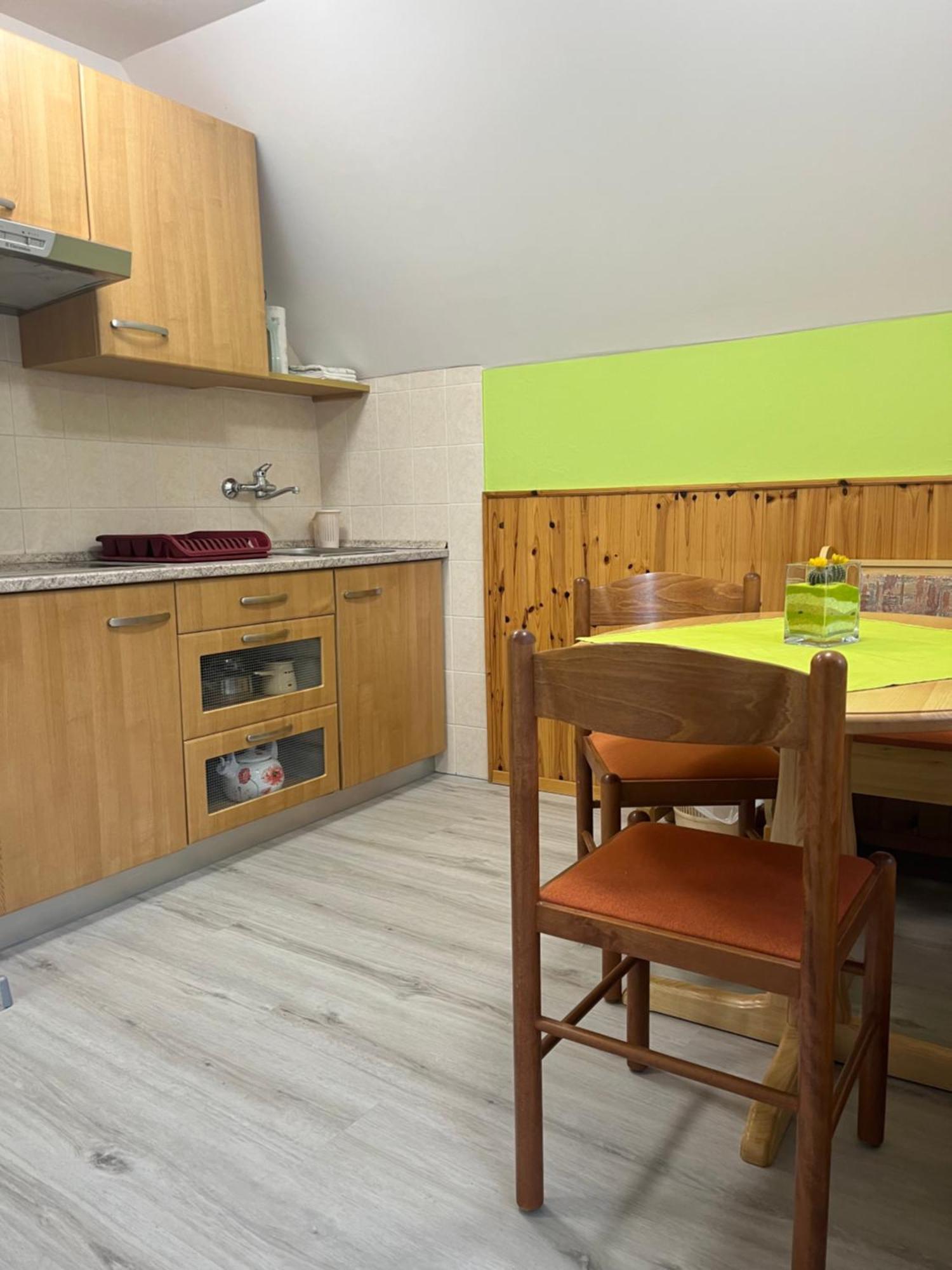Apartmaji In Sobe Cuder Soča Rum bild