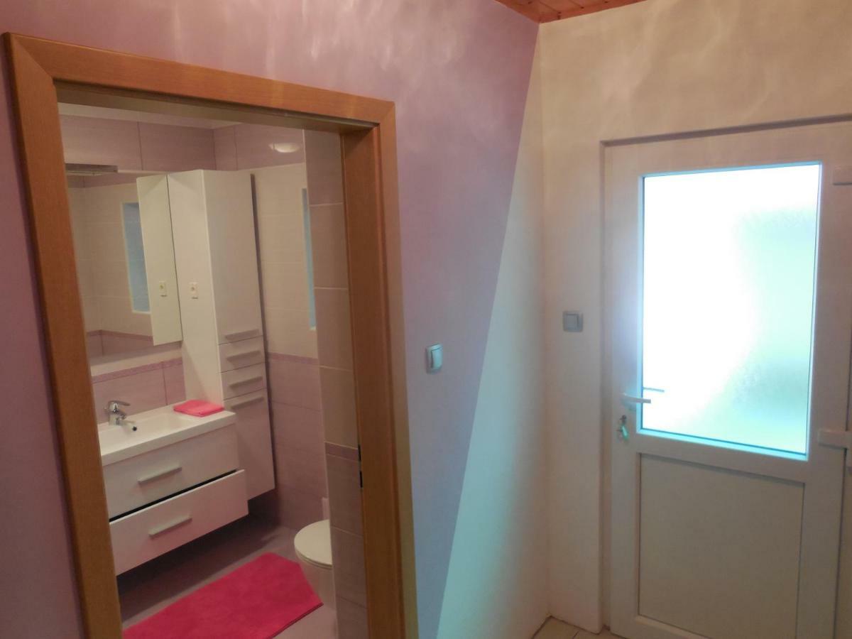 Apartmaji In Sobe Cuder Soča Exteriör bild